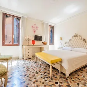 Ca' San Marco, Literally 20 Meters From San Marco Square! , Venice Italy