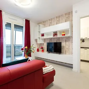 Fiera Flat With Garage , Milan Italy